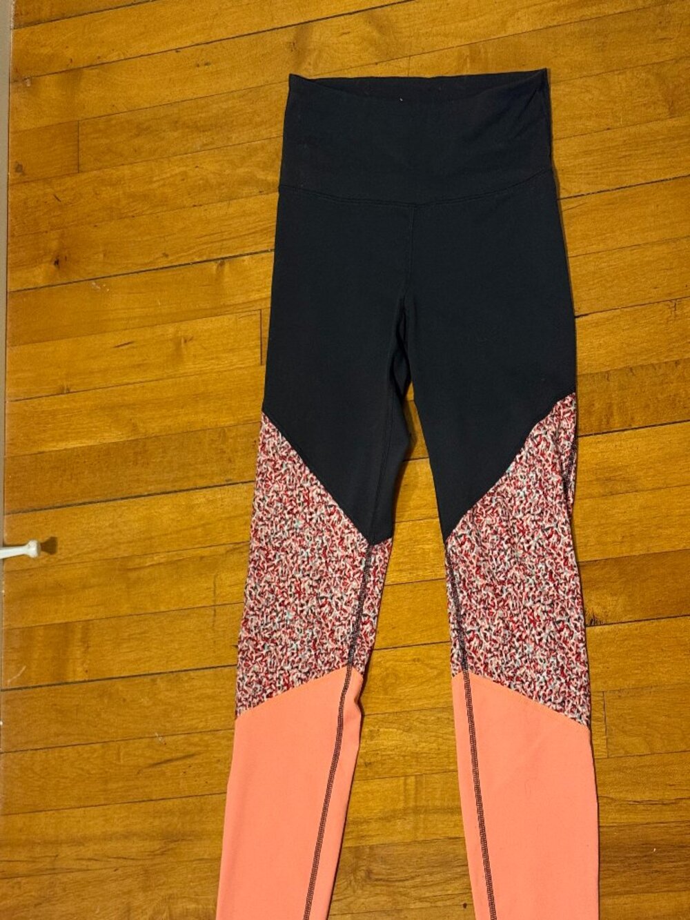 Old Navy Active Leggings Size M, EUC